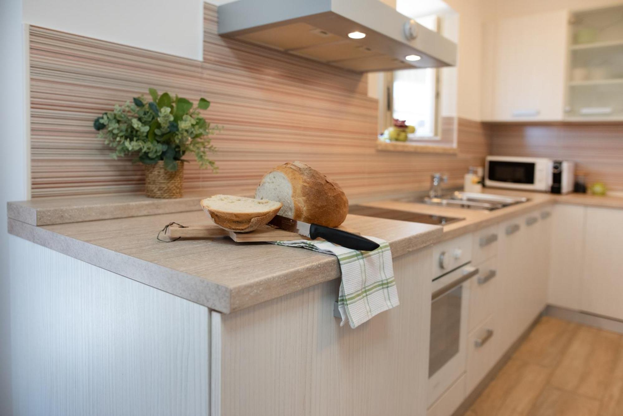 Ferienwohnung Truffle House Karlic Buzet Exterior foto