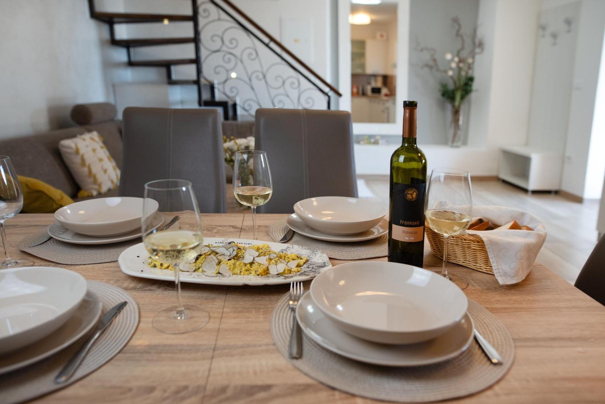 Ferienwohnung Truffle House Karlic Buzet Exterior foto